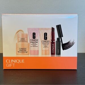 Clinique Skincare and Makeup Gift Set